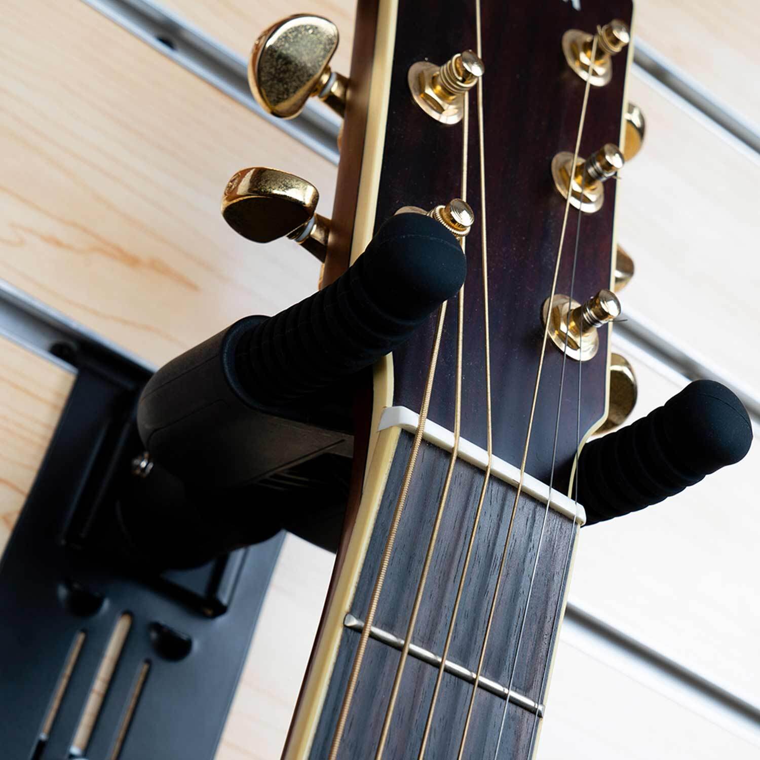Guitto GGS05 Self Adapting Guitar Slatwall HookGGS05