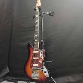 Customer Returned Artist BM1 Six String Electric Bass Guitar thumbnail