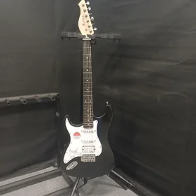 Customer Returned Artist AS1 Left Handed Black Electric Guitar & Accessories thumbnail