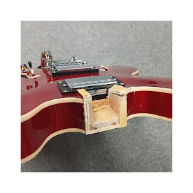 Damaged Artist Cherry58TRM Semi-Hollow Electric Guitar w/ Tremolo thumbnail