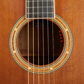 Customer Returned Artist OMC600SN Handbuilt Solid Wood Acoustic Electric Guitar & Hard Case thumbnail